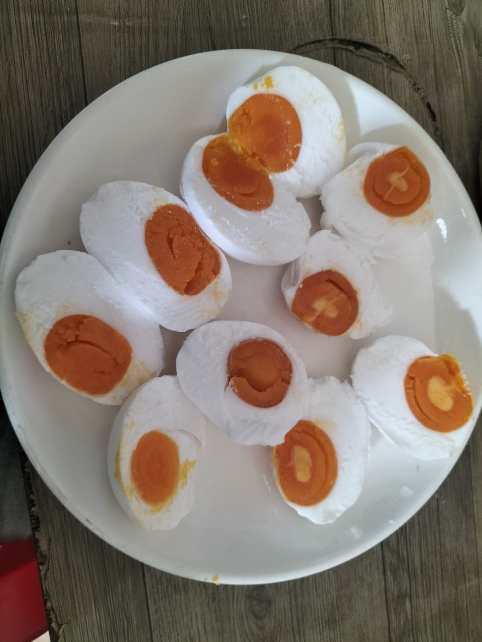Lòng đỏ trứng muối - Trứng Muối Khang Thịnh Phát - Công Ty TNHH Sản Xuất Thương Mại Thực Phẩm Khang Thịnh Phát